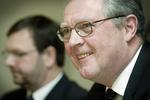 Nej. DI-direktør Hans Skov Christensen afviser fagbevægelsens krav om, at danske virksomheder skal påtage sig et ansvar for, hvad deres underleverandører betaler deres ansatte i løn. 