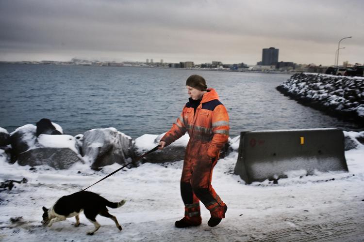 Forgældet. Fridrik Benediktsson og de andre islændinge har hidtil kunnet se frem til en regning på 90.000 kroner. Nu ser den ud til at blive på 28.000 kroner. 
