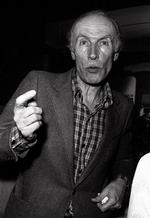 Rohmer. Den franske instruktør fotograferet i Paris i 1981. Mandag døde han, 90 år gammel. 