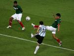 Dommedagsskytte. Maxi Rodriguez scorede et af VM-hoistoriens flotteste mål i 2006 mod Mexico. Han er faldet i unåde i Atletico Madrid og har brug for at skifte klub, så han kan sikre sig en plads i landstræner Diego Maradonas VM-trup. 