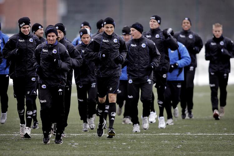 God plads. Spillertruppen i FC København har været på skrup det seneste års tid. I dag er truppen den mindste i superligaen. Arkivfoto. 