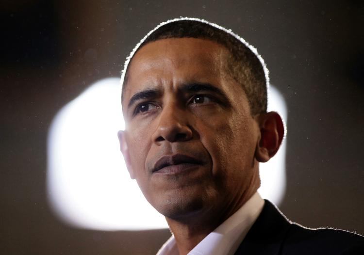 NERVØSITET. Præsident Obama tog i går til Massachusetts for at bakke sin partifælle Martha Coakley op. En demokratisk sejr er afgørende for, at partiet kan bevare magten i senatet. 