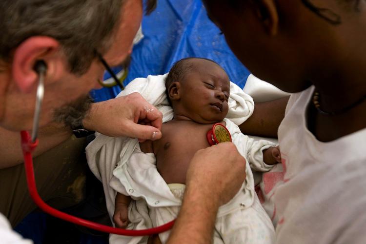 Familieforøgelse Danske familier kan ikke adoptere børn fra Haiti. Sikkerheden er et problem, mener Familiestyrelsen. 