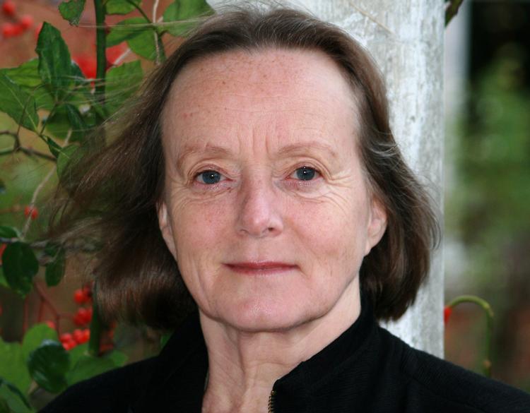 Læsninger. »Forfatterinderne skabte deres egne genrer, billeder og heltinder og livsforløb, som de mandlige læsere ikke følte var deres«, forklarer Lise Busk-Jensen. Foto: Privat/Gyldendal 