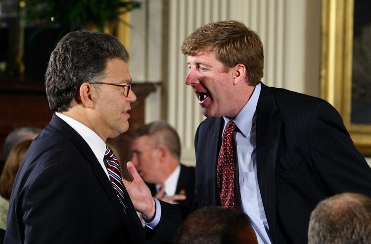 Franken. En af Air Americas mest prominente radioværter Al Franken, til venstre, blev i 2008 valgt som senator for Minnesota. Her diskuterer han partifællen Patrick Kennedy. 