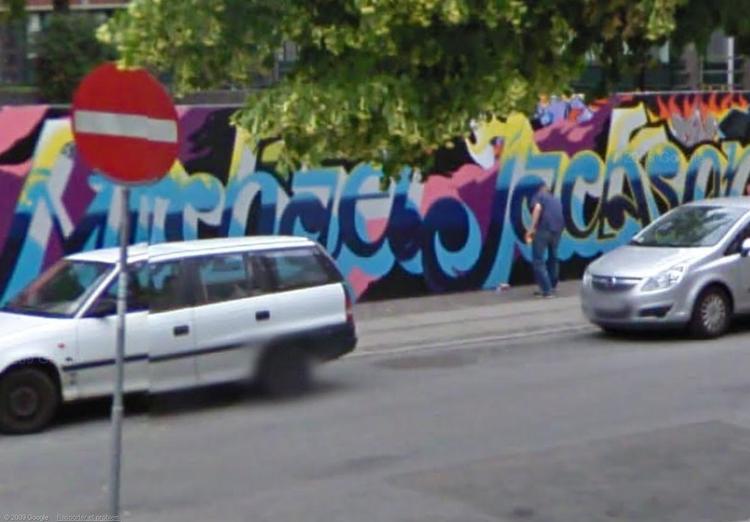 KREATIVT. En street-artist benytter det gode vejr til at sætte kulør på Frederiksberg, hvilket Jonas Colstrup har spottet. 