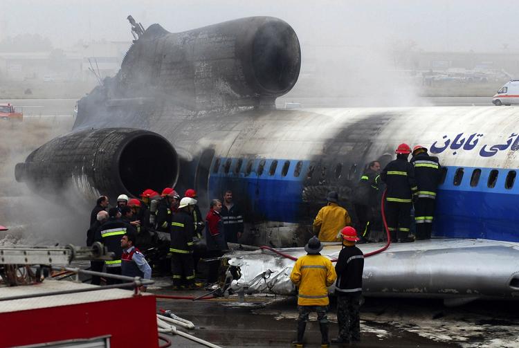 Udbrændt. På trods af hele bagenden af Tupolev-flyet fra Taban Air var udbrændt, overlevde alle ombord. 