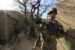 Krigstræt. Der må findes en politisk løsning i Afghanistan. Og det betyder, at Taleban skal involveres. 