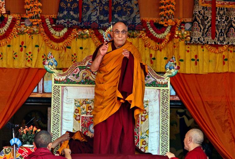 Frontkæmper. Tibets spirituelle leder, Dalai Lama, kræver ikke uafhængighed for Tibet, men derimod selvstyre og Kinas respekt for tibetanternes kultur. 