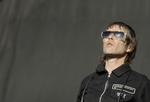Ian Brown her fotograferet ved Reading Festival sidste år har aldrig sunget fantastisk. Men ved koncerten i Vega var det decideret pivfalsk. 