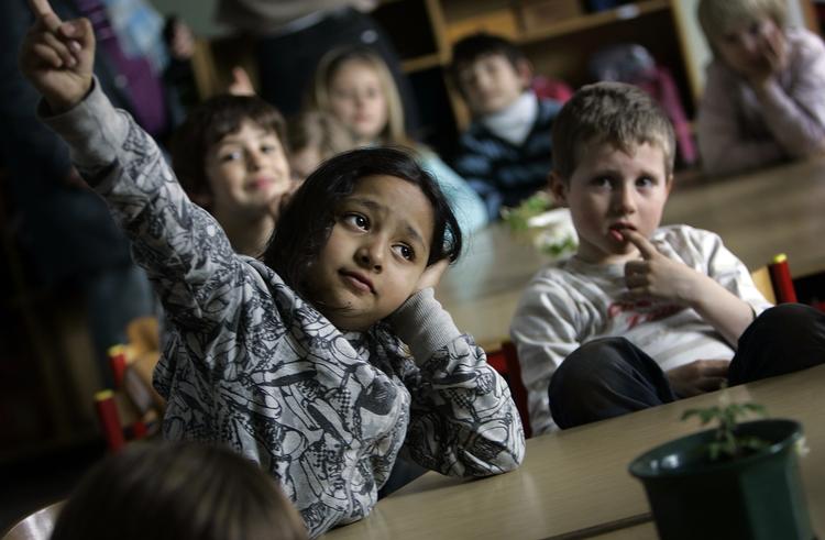Norsk forskning viser, at flere piger i klasserne giver højere karakterer. 