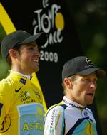 duellanter. Sidste år blev Alberto Contador og Lance Armstrong nummer 1 og 3 i Tour de France. Arkivfoto. 