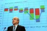 Modvind. EU-kommissær Joaquin Almunia (billedet) bliver snart afløst på posten med ansvar for EU's økonomi af finnen Olli Rehn. Det har ikke været et godt år for EU-landene. 