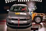 Vinder. VW Golf er af Euro NCAP udnævnt til den mest sikre blandt de biler, der blev crashtestet i 2009. Foto: Euro NCAP 