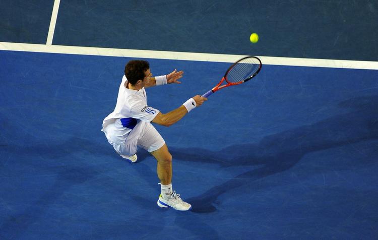 vinderslag. Denne returnering af et lob gav Andy Murray et point, der var med til at nedbryde Marin Cilic. 