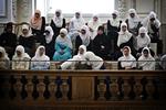 Tørklædepiger. Muslimske piger overværer en debat i Folketinget. (Arkivfoto) 