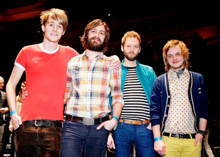 Vinderkurs. The Rumour Said Fire ses her efter prisfesten P3 Guld, hvor de tog talentprisen. Fra  venstre: Bassist Kasper Nissen, trommeslager Christian Rindorf og sangerne/guitaristerne Jesper Lidang og Søren Lilholt. 