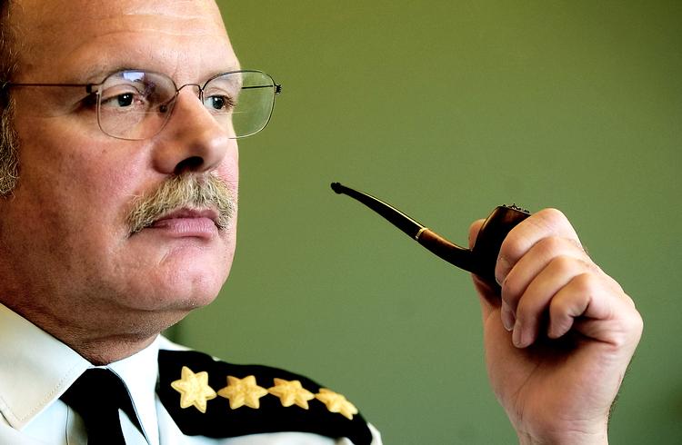 Opgav. Som forsvarschef opgav Jesper Helsø i 2007 at finde lækagen. Nu kræver oppositionen på Christiansborg, at forsvarsministeren en gang for alle finder ud af, hvem der var ansvarlig for, at de tophemmelige og livsfarlige oplysninger slap ud.  Arkivfoto: Camilla Stephan/Polfoto 