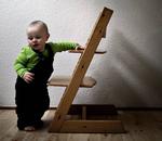 Den klassiske Tripp Trapp-børnestol viste sig i pristjekket at koste præcis 1.299 kroner i samtlige butikker. Men virksomheden bag, Stokke, afviser, at det er udtryk for prisaftaler. 