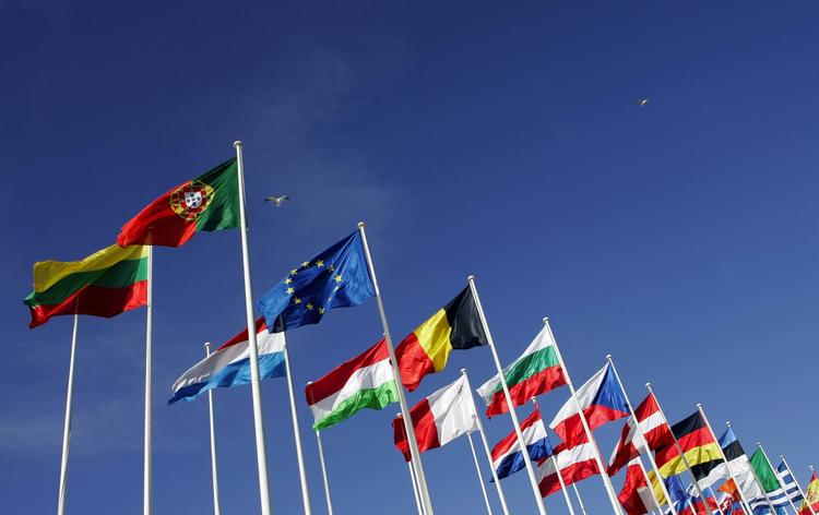 EU-27. Alt tyder på, at de kommende debatter om det europæiske samarbejde snarere kommer til at handle om reel politik end om rammerne for, hvordan man kan føre EU-politik. Det er i hvert fald ikke nye traktater, der står først på listen. Foto: Armando Franca 