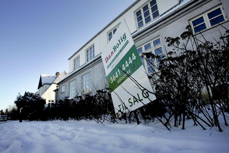 Invester. Hvor det i dag kan betale sig for sælgere at have investeret i nyt bad eller nyt køkken, vil nye termoruder og bedre isolering tjene sig hjem i fremtiden, udtaler Steen Winther-Petersen fra Dansk Ejendomsmæglerforening. 