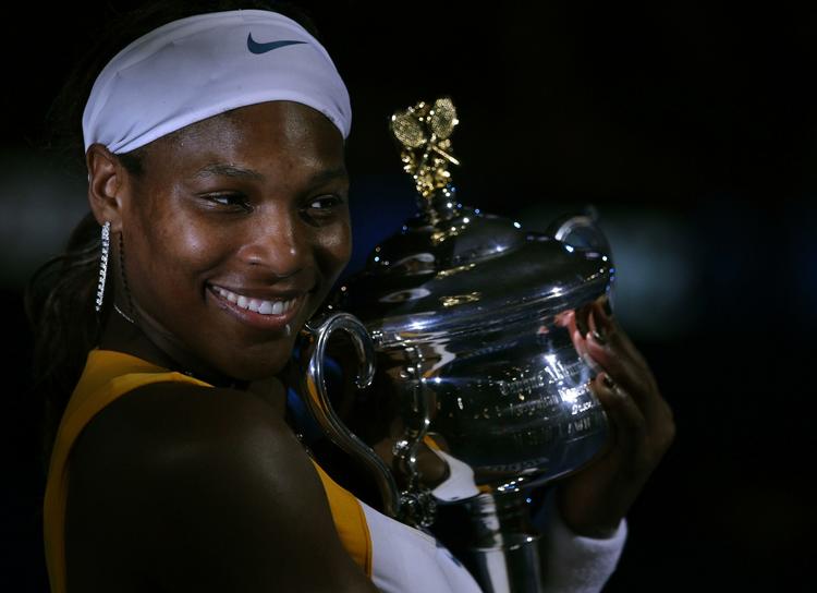 Sejr. Det var 14. gang Serena Williams og Justine Henin mødte hinanden. Amerikaneren fører nu de interne opgør med 8-6. 
