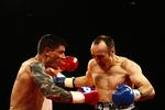 knockout. Mads Larsen blev kvast af Brian Magees aggressive stil. 