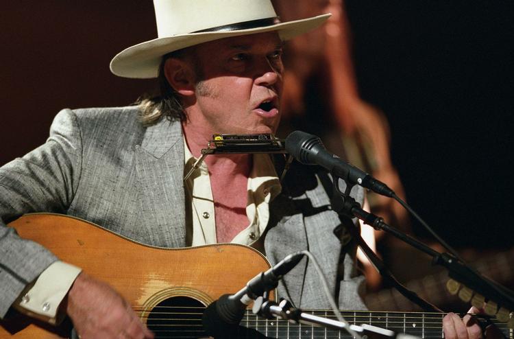 Hædret. Neil Young modtager velgørenhedshæder - blandt andet for sit engagement i Farm Aid. 