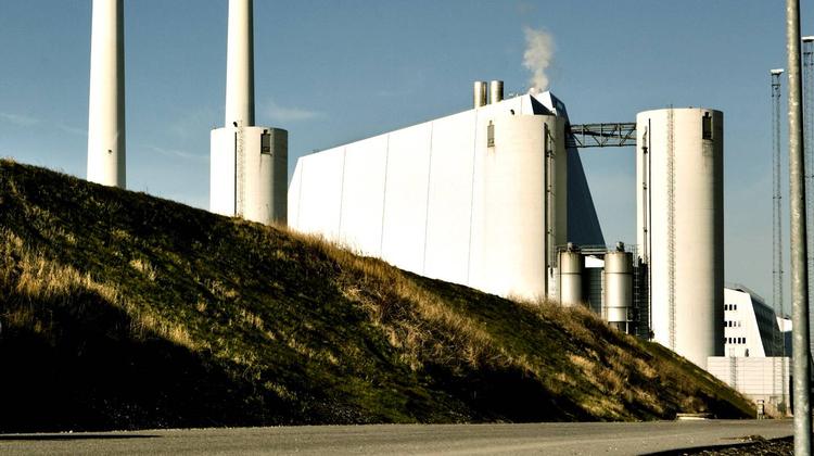 El-Energi. Man anslår, at energiløsninger kan blive den vigtigste industri- og indtægtskilde for Danmark i de kommende 50 år. 