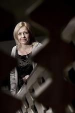 Ytringsfrihed. Kulturminister Carina Christensen (K) vil betale for ny undersøgelse af selvcensur blandt kunstnere. 