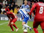 krumtap. Morten Karlsen (tv) skal fremover hjælpe Randers i overlevelseskampen i Superligaen. Arkivfoto. 