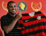 Adriano er muligvsi allerede med, når Flamengo på søndag møder Cruzeiro på udebane. 