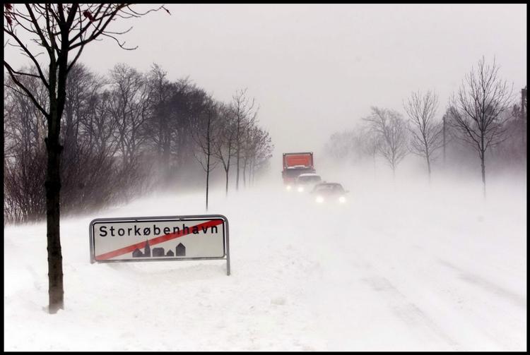 Snestorm. Der er mere vinter i vente, når endnu en snestorm ruller hen over landet tirsdag. 