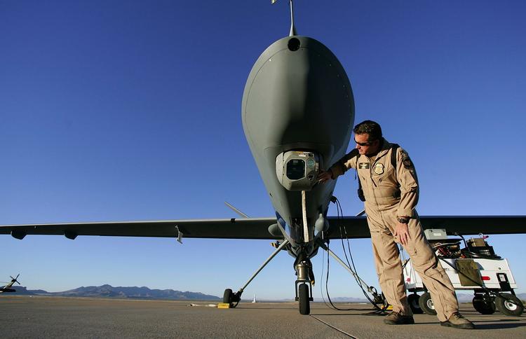 Drone. Amerikanerne sender mange ubemandede fly ind over den pakistanske grænse. Denne er dog kun armeret med et kamera. (Arkivfoto) 