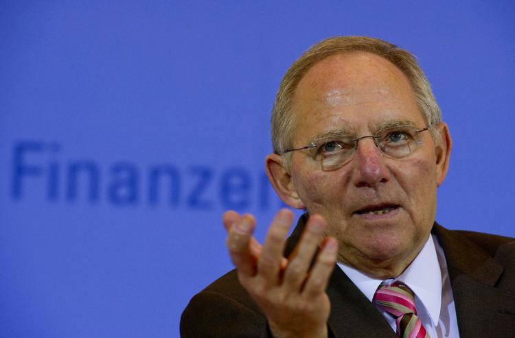 Skattesag. Tysklands finansminister Wolfgang Schaeuble kan være på vej til at hente over en millirard gemte tyske skattekroner i Schweiz. (Arkivfoto) 