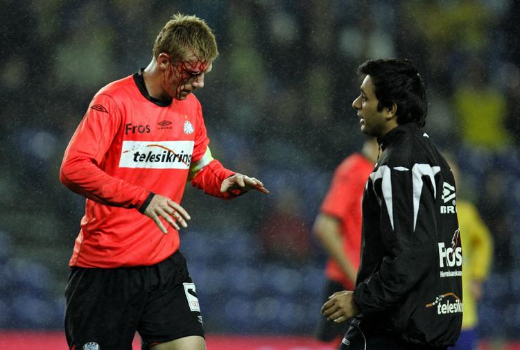 farvel. Kun fire gange i sine 56 Superligakampe for Esbjerg er Fredrik Björck blevet udskiftet. Første gang var mod Brøndby i 2008, da han flækkede det ene øjenbryn. Arkivfoto. 