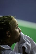Nervøs. Wozniacki havde den bekymrede mine på i går under kampen mod Sverige, og i dag blev det igen til 'æg' til de danske spillere. 