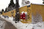 Graffiti. Beboerne ved Assistens Kirkegård er trætte af de ulovlige streger. 
