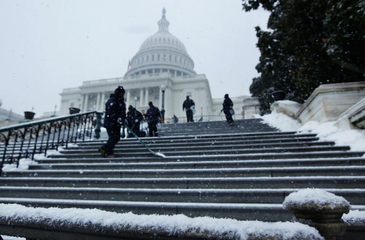 Snevarsel. Washington-regionen forventes at blive hårdest ramt, og der kan blive sat ny rekord med op til 76 centimeter sne. 