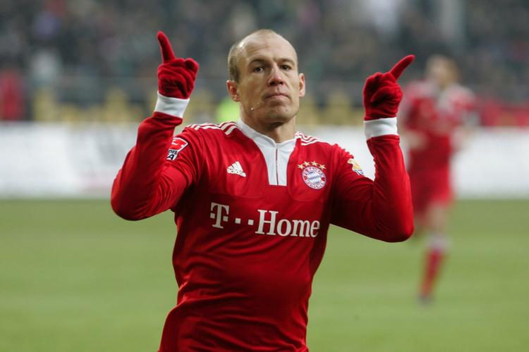 1-0. Efter to minutter var Bayern München foran mod Wolfsburg på mål af Arjen Robben. 