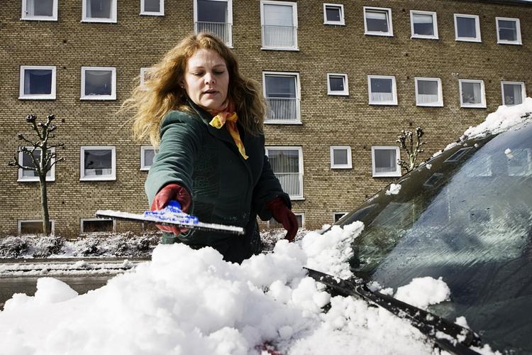 Sne. Der er mere kulde og sne på vej i de kommende dage. 