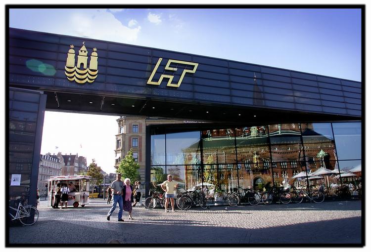 TERMINAL. Busterminalens dage er talte. Den skal fjernes, så byggeriet af den nye metroring kan gå i gang. Arkivfoto. 