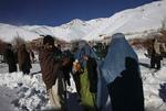 Sorg. Mange mennesker er blevet dræbt eller såret ved et stort lavineskred i Afghanistan. 