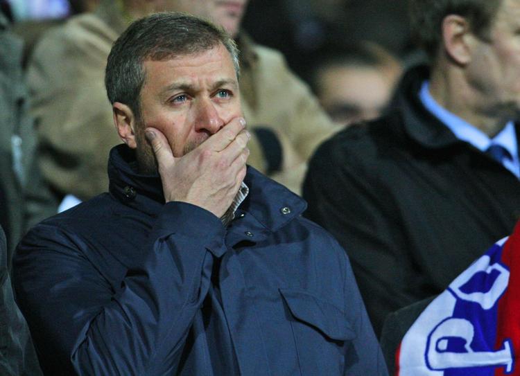udrejseproblemer. Milliardæren Roman Abramovich ejer London-klubben Chelsea, og lovede billetter til to af klubbens kampe til de afrikanere, der hjalp russeren op på det højeste punkt i Afrika, Mount Kilimanjaro. Arkivfoto. 