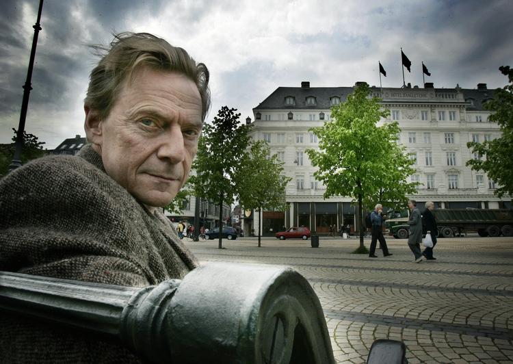 Eftertragtet. Jesper Christensen har spillet med i flere internationale produktioner, mest kendt  er han for rollen som Mr White i James Bond-filmene 'Casino Royale' og 'Quantum of Solace'. Arkivfoto. 