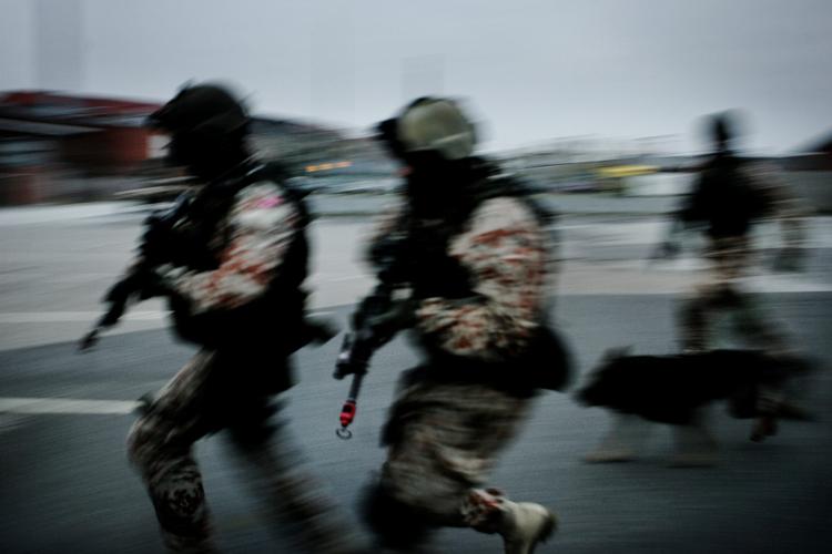 Denmark's Special Forces are at the centre of controversy about who leaked information to the media about a pending operation. 