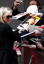 Stjernestøv. En af de første celebrities til at ankomme til Berlinalen i år var skuespilleren Renée Zellweger. Foto: Fabrizio Bensch/Reuters 