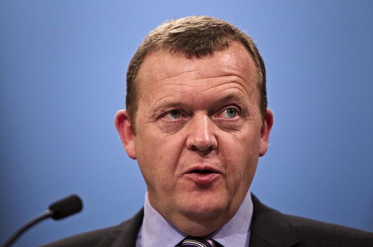Hestekur. For første gang i VKO-blokkens epoke skal en venstrestatsminister tage ansvar for at bringe balance i budgetterne på den hårde måde. 
