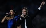 Den musikalske side af underholdningen stod Nelly Furtado og Bryan Adams for. 