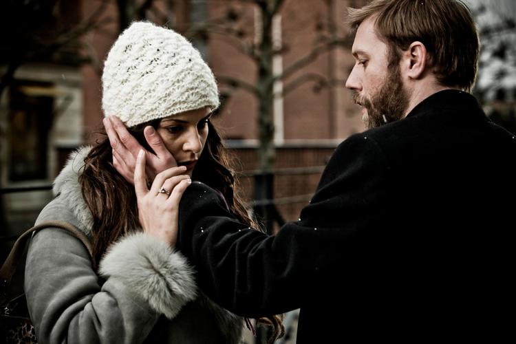 Topkarakter. »Hvad der løfter 'Submarino' langt over slumturismens niveau, er den åre af håb og nåde, der løber igennem historien«, skriver britisk filmblad. 